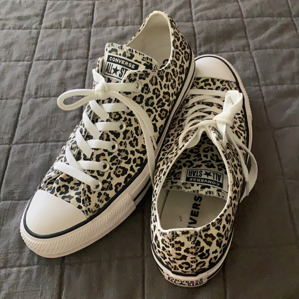 Leopard print Chucks
